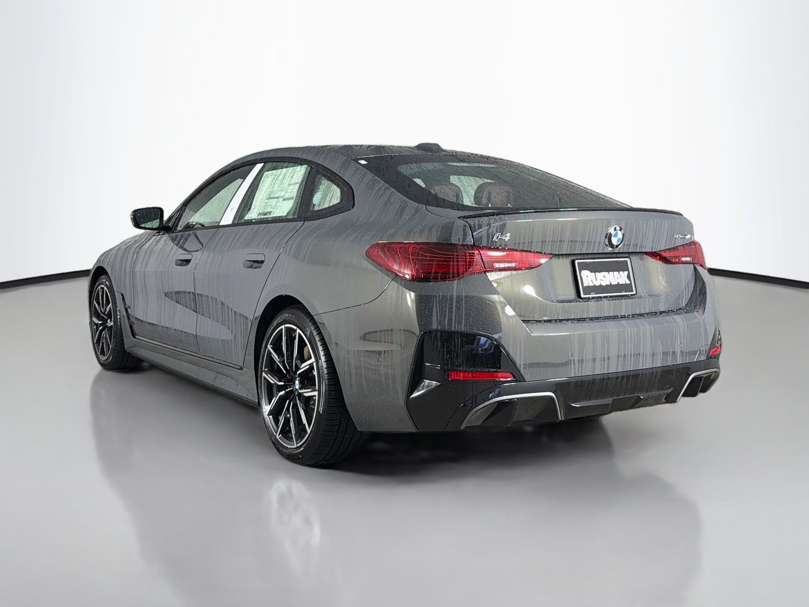 New 2026 BMW i4 eDrive40 w/ M Sport Package RWD image 5