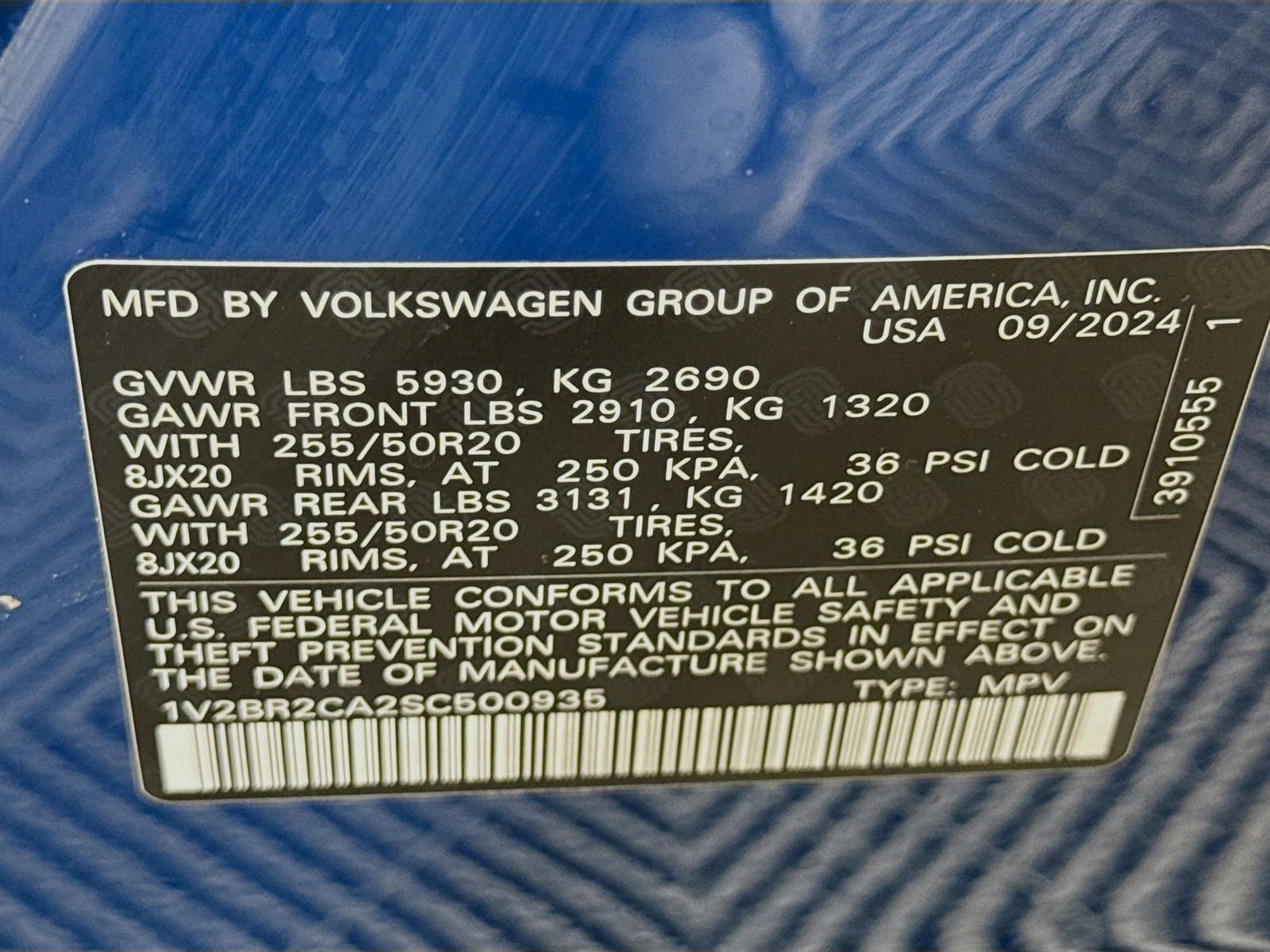 Used 2025 Volkswagen Atlas SEL image 32