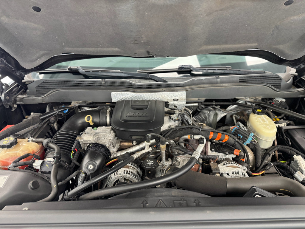 Used 2015 Chevrolet Silverado 2500 LTZ w/ Duramax Plus Package AWD/4WD image 33