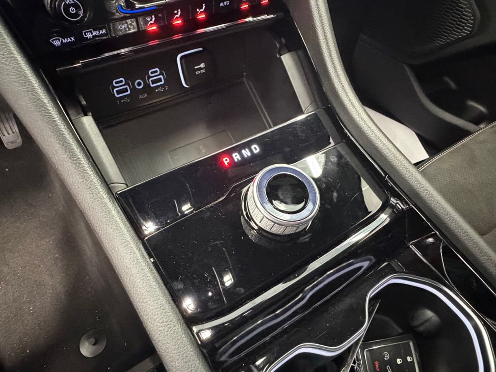 Certified 2023 Jeep Grand Cherokee Altitude AWD/4WD image 31