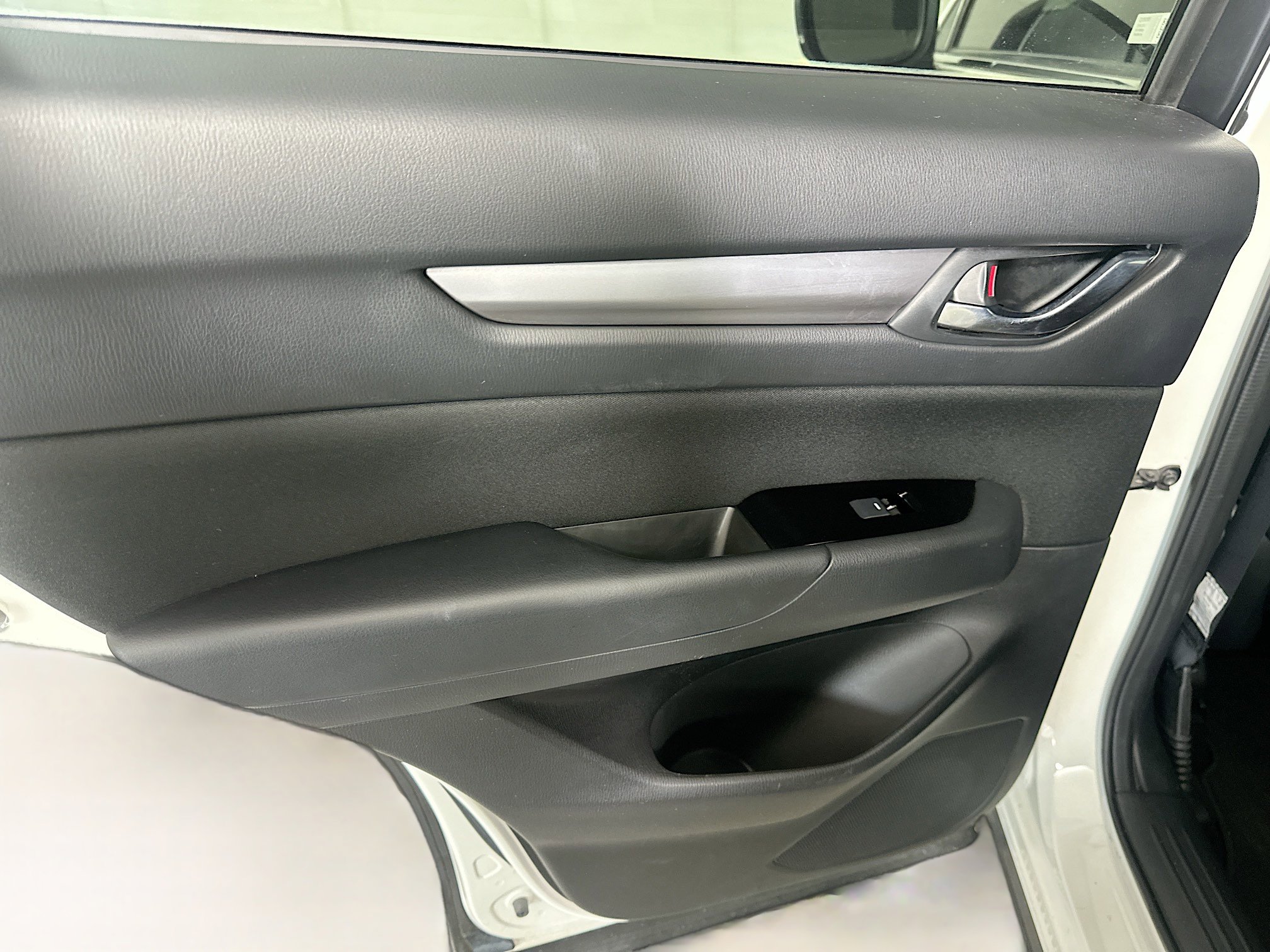Used 2018 MAZDA CX-5 Sport FWD image 24