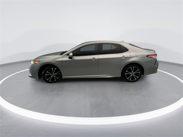 Used 2020 Toyota Camry SE image 9