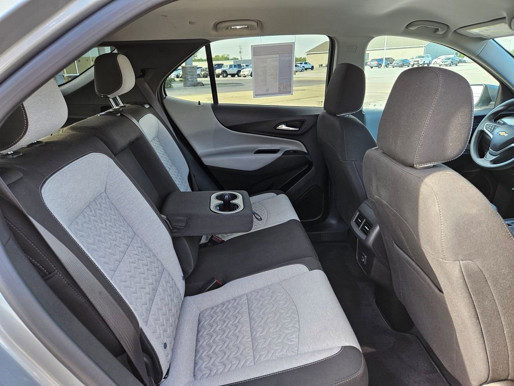 Used 2023 Chevrolet Equinox LT image 31