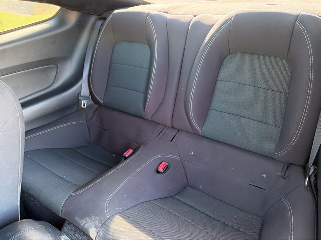 Used 2015 Ford Mustang Coupe RWD image 7
