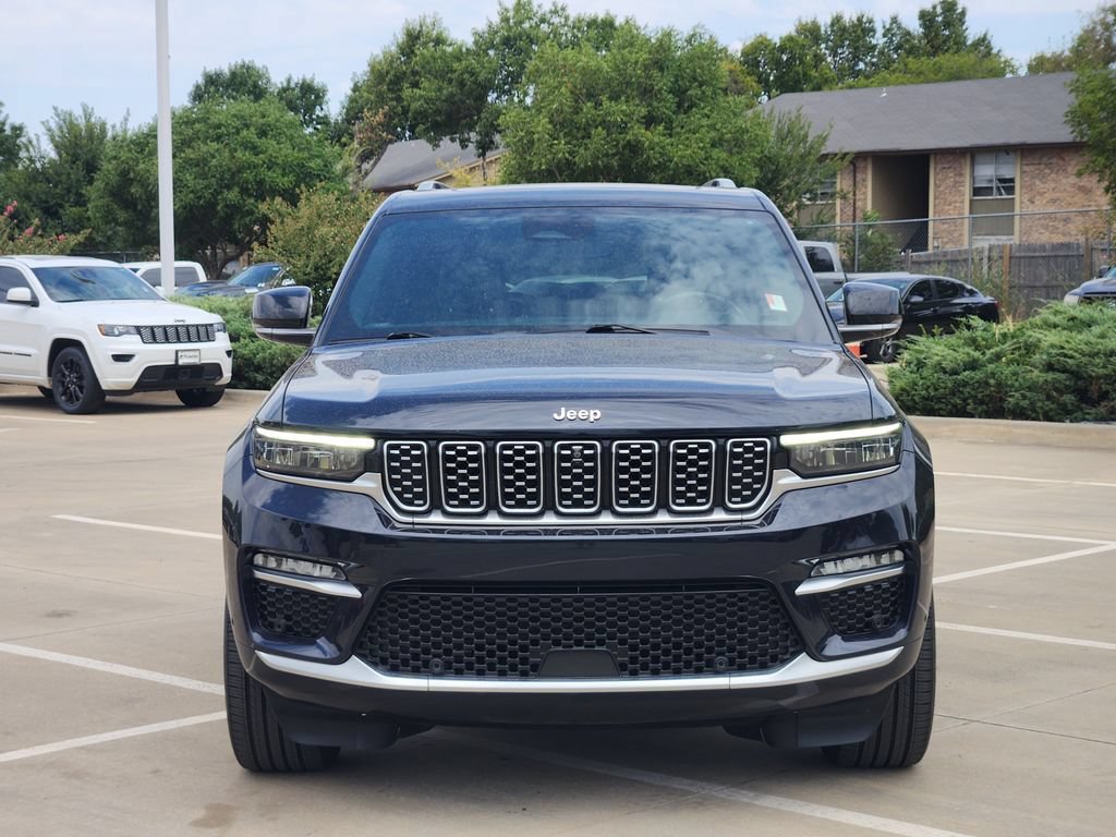 Used 2023 Jeep Grand Cherokee Summit AWD/4WD image 2