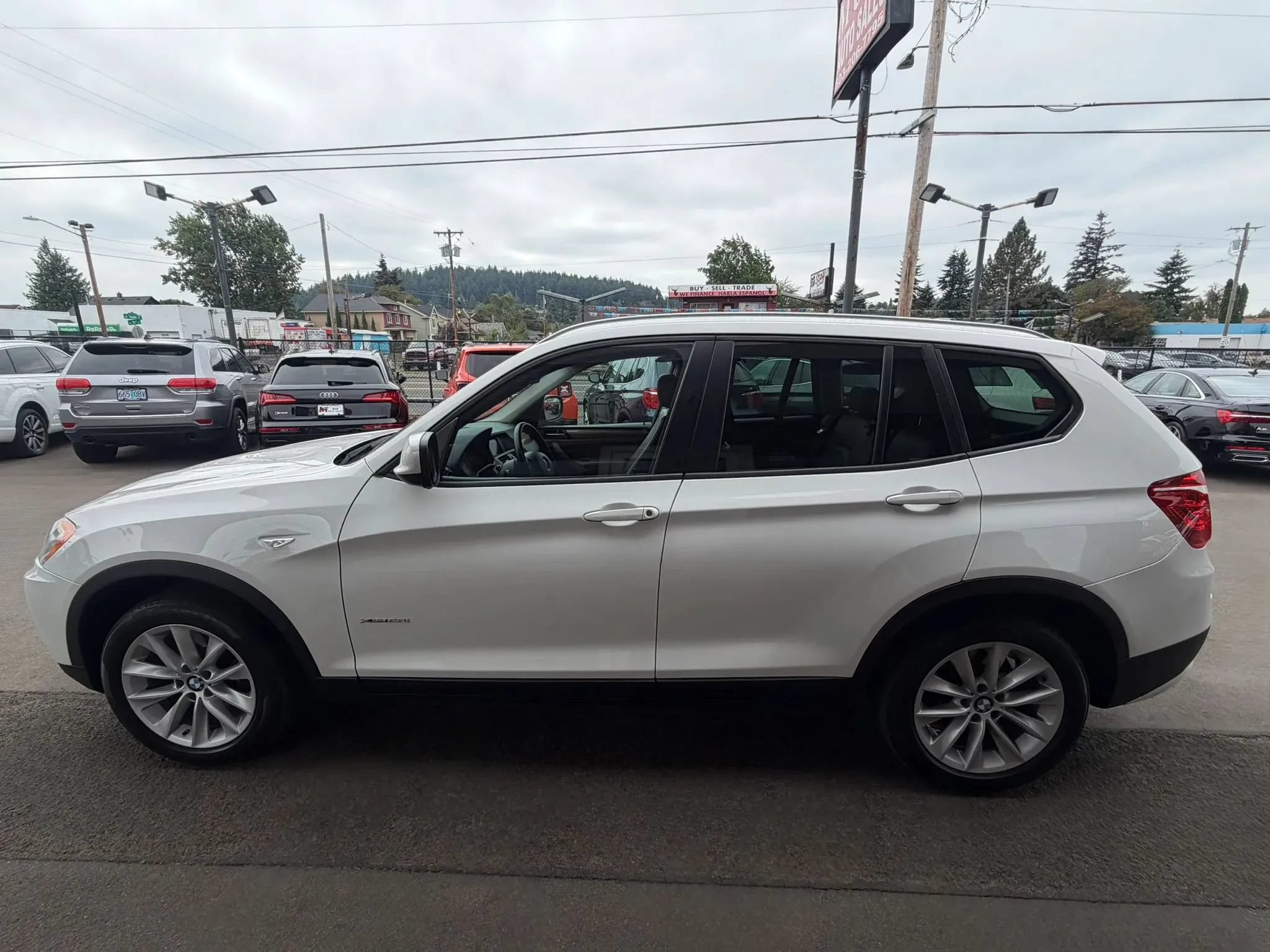 Used 2013 BMW X3 xDrive28i w/ Premium Pkg AWD/4WD image 9