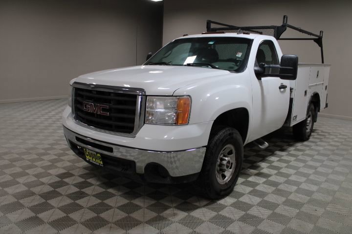Used 2008 GMC Sierra 3500 W/T w/ Snow Plow Prep Package image 3