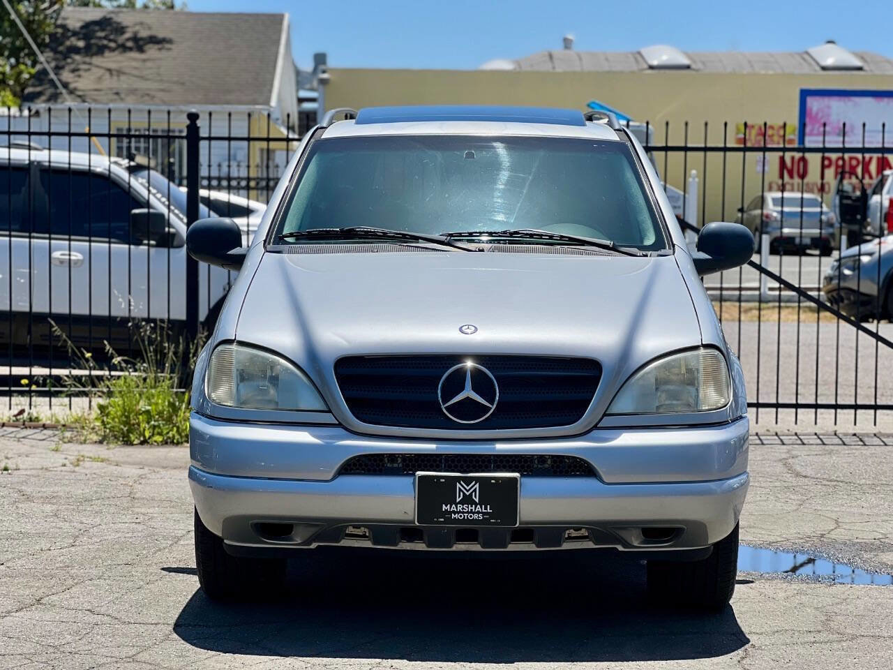 Used 1999 Mercedes-Benz ML 320 4MATIC image 2