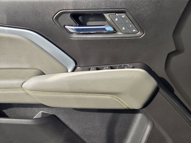 Used 2024 Chevrolet Colorado ZR2 w/ ZR2 Convenience Package III AWD/4WD image 21