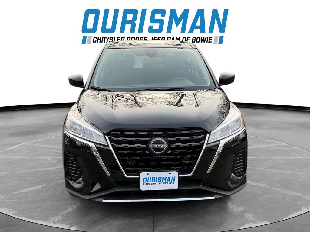 Used 2024 Nissan Kicks S image 8