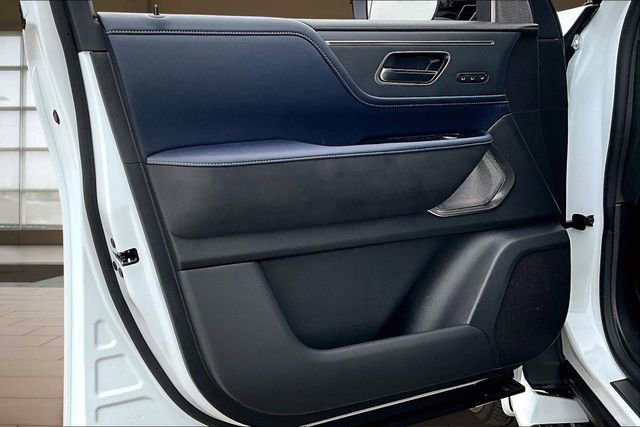 New 2026 INFINITI QX80 4WD image 23
