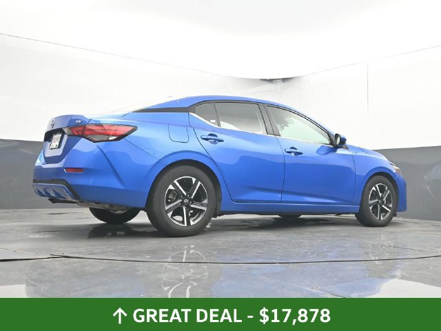 Used 2024 Nissan Sentra SV FWD image 44