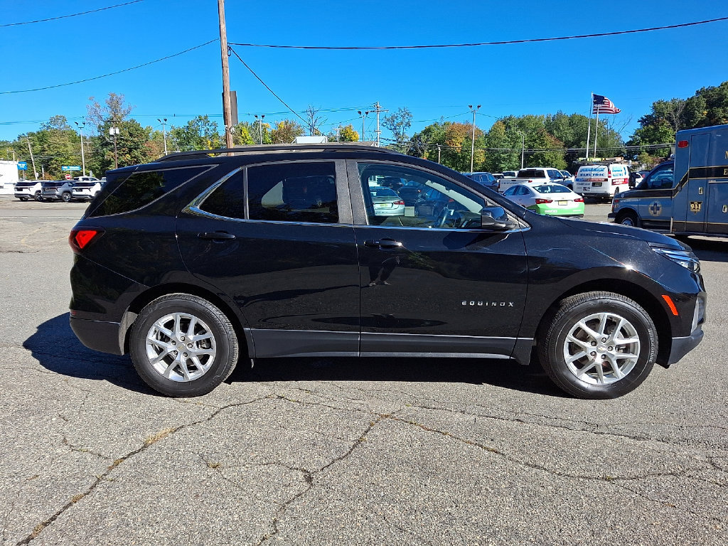 Used 2023 Chevrolet Equinox LT AWD/4WD image 8