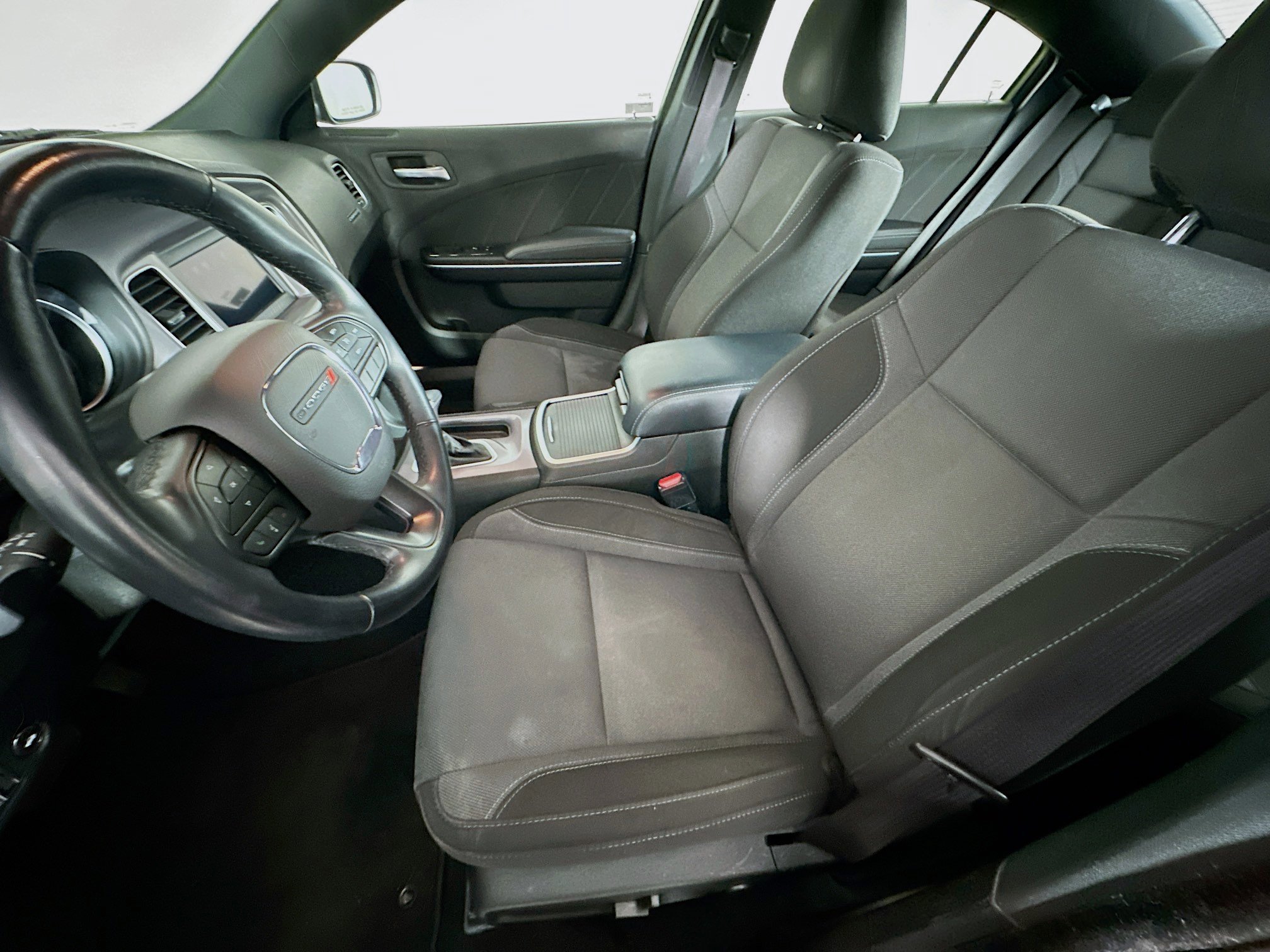 Used 2022 Dodge Charger SXT image 13