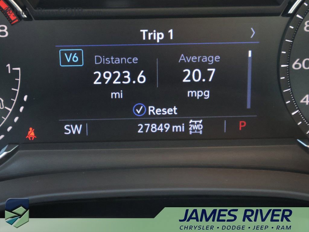 Used 2024 Cadillac XT5 Premium Luxury image 31