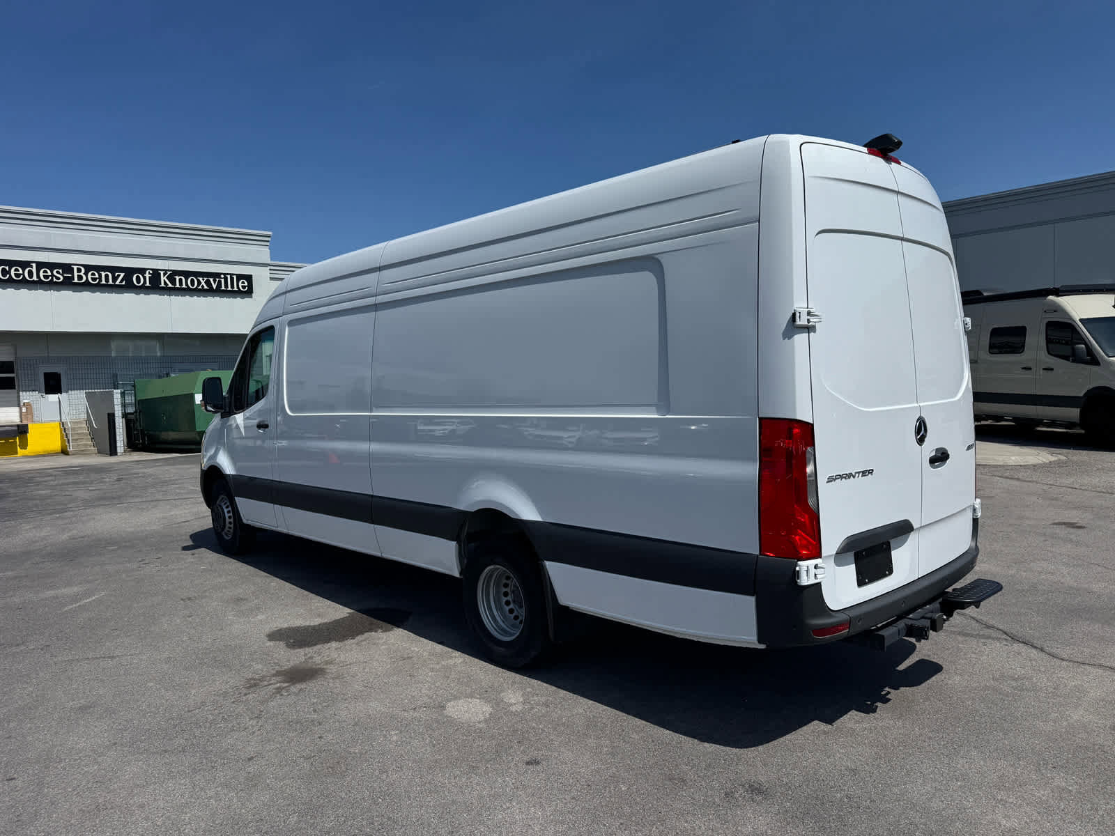 New 2024 Mercedes-Benz Sprinter 4500 image 9