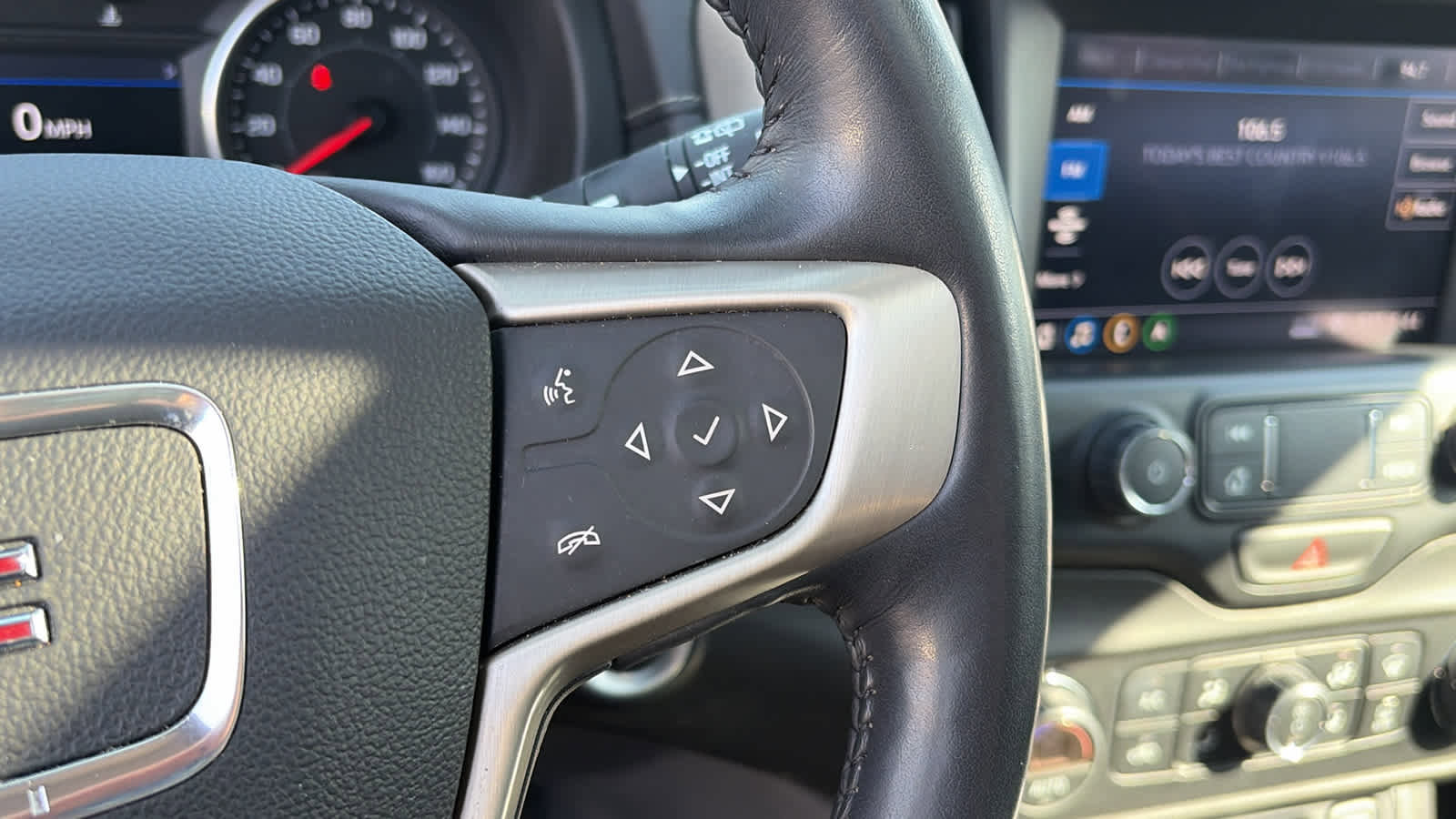 Used 2019 GMC Terrain Denali w/ Driver Alert Package II image 13