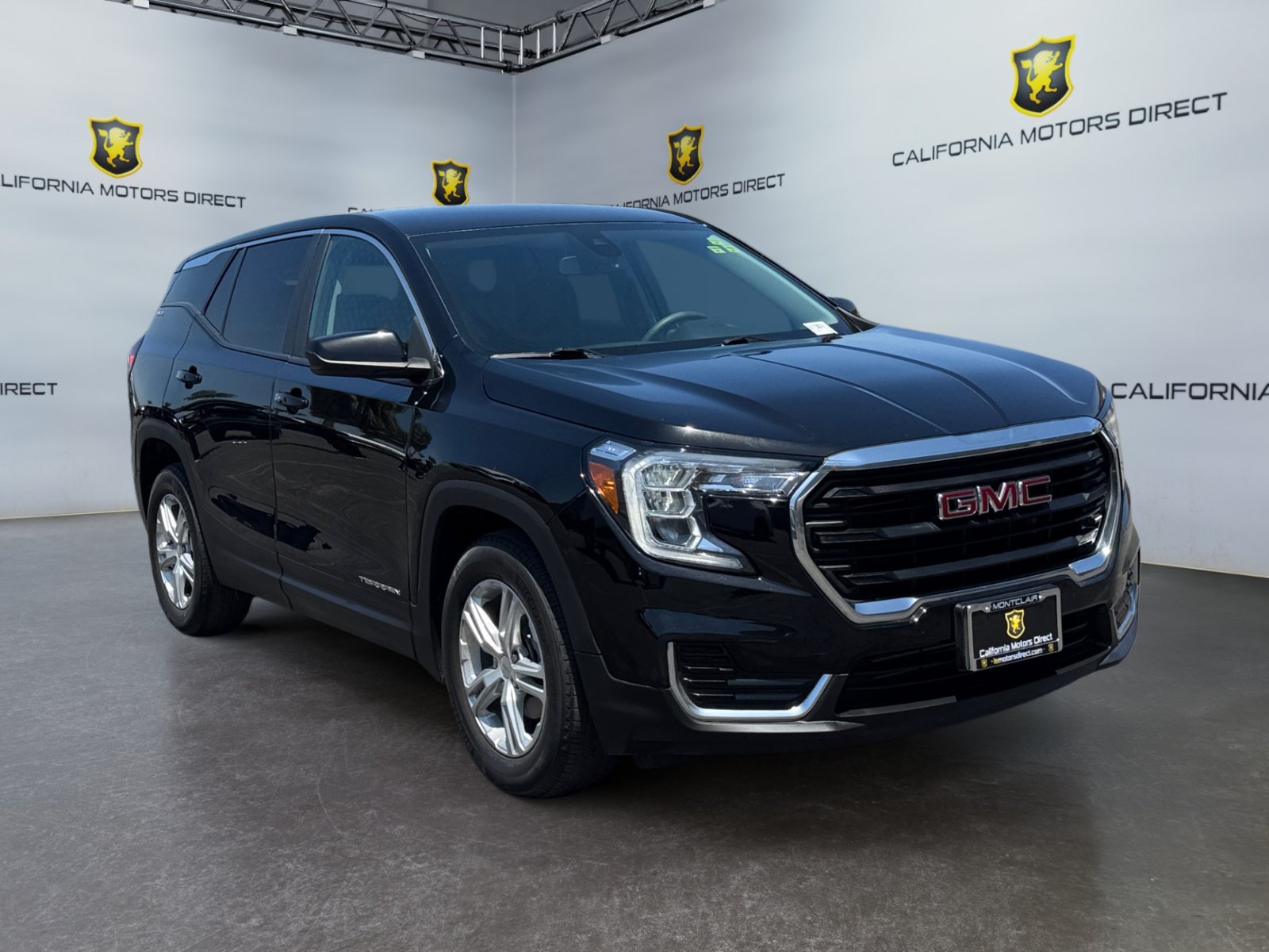 Used 2022 GMC Terrain SLE FWD image 7