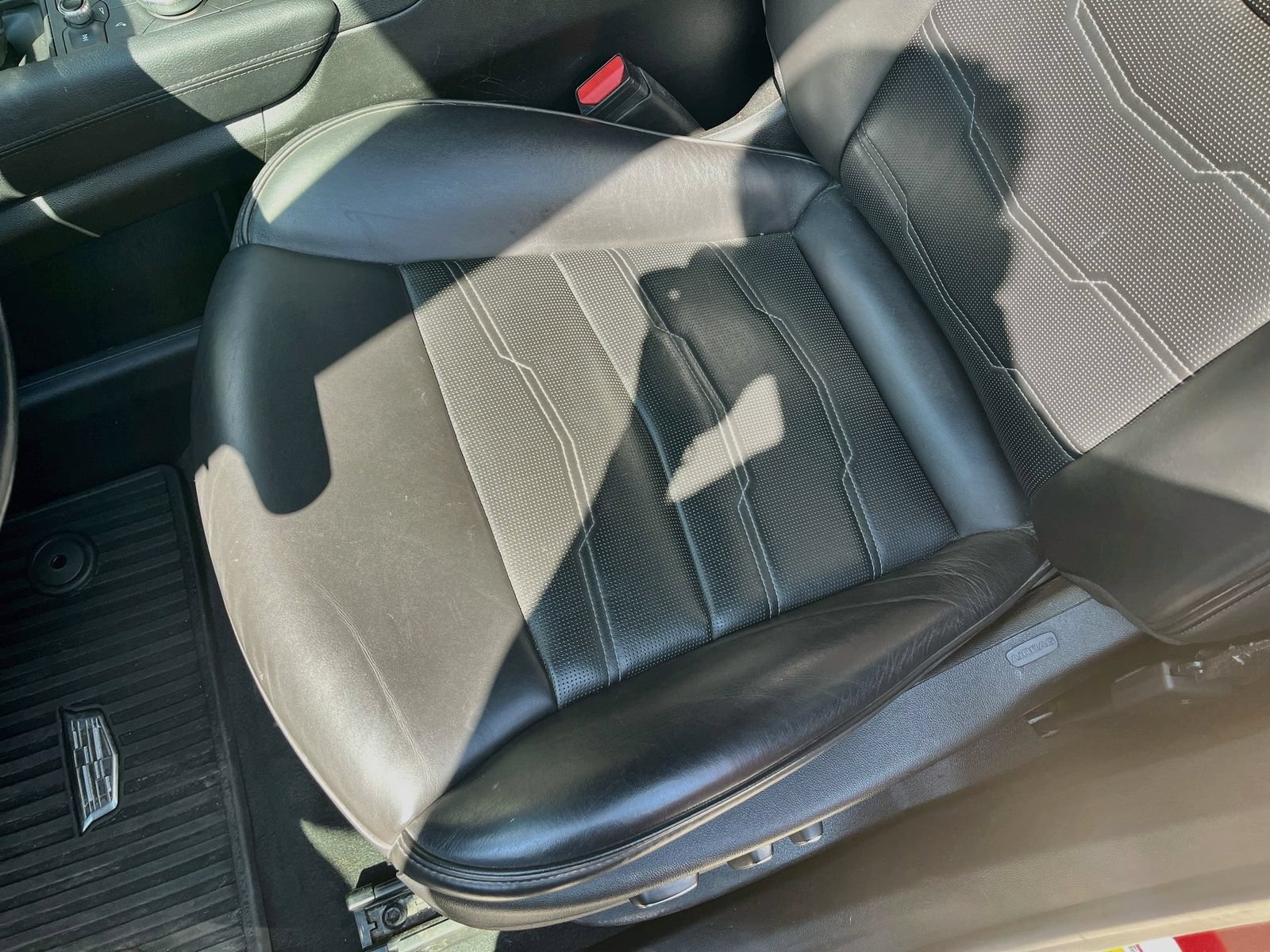 Used 2021 Cadillac XT6 Sport w/ Platinum Package AWD/4WD image 20