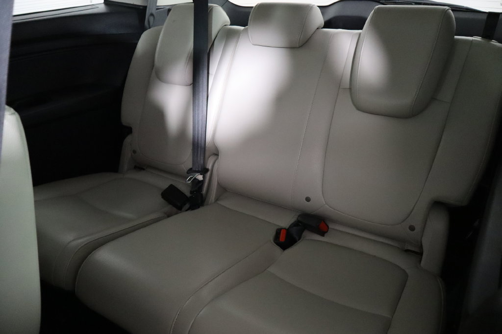 Used 2025 Honda Odyssey EX-L image 16