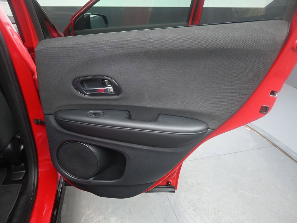 Used 2022 Honda HR-V Sport image 16