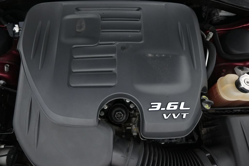 Used 2020 Dodge Charger SXT w/ Leather Interior Group RWD image 43