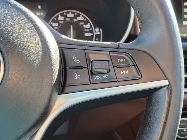 Used 2019 Alfa Romeo Stelvio image 6