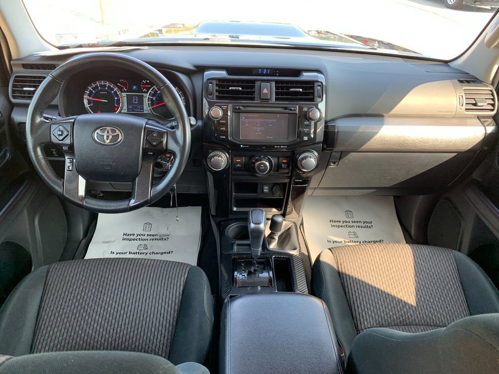Used 2018 Toyota 4Runner TRD Off-Road AWD/4WD image 16