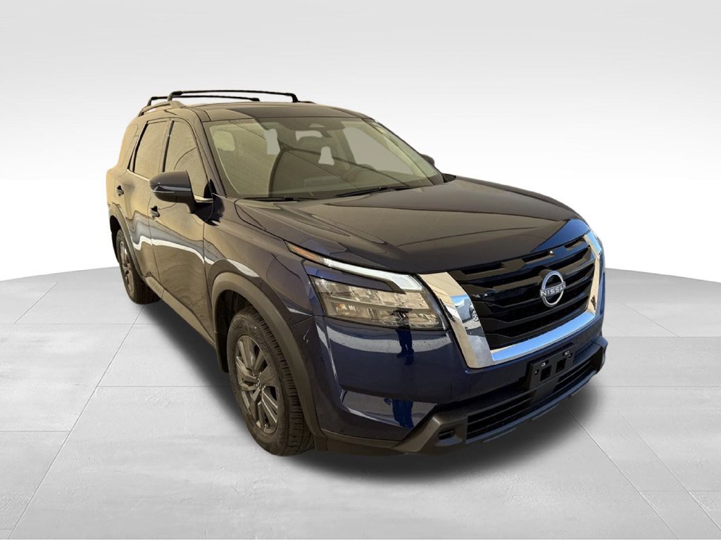 Used 2024 Nissan Pathfinder SV AWD/4WD image 5