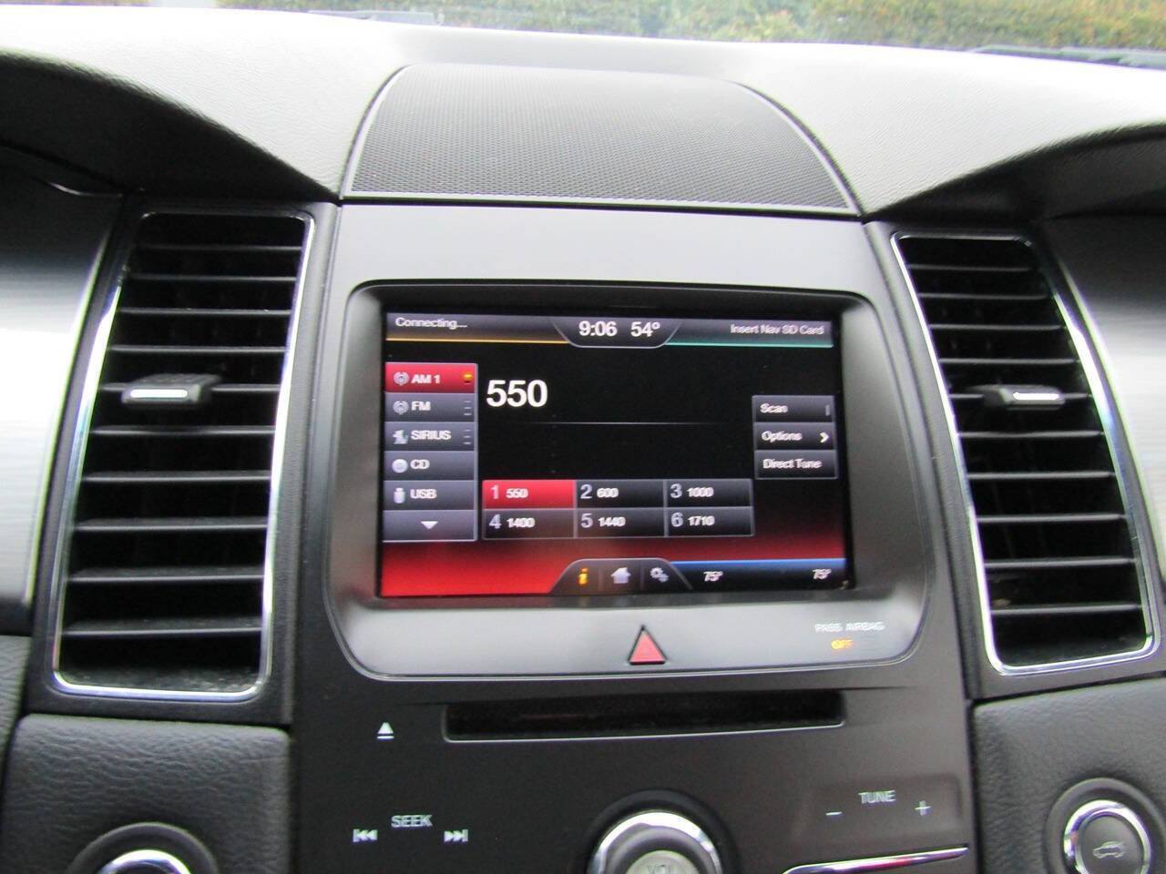 Used 2015 Ford Taurus SEL w/ Equipment Group 201A AWD/4WD image 14