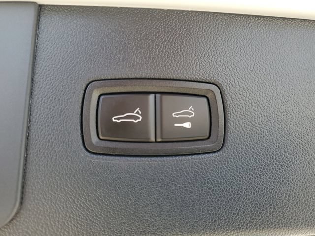 Used 2022 Porsche Cayenne Platinum Edition AWD/4WD image 45