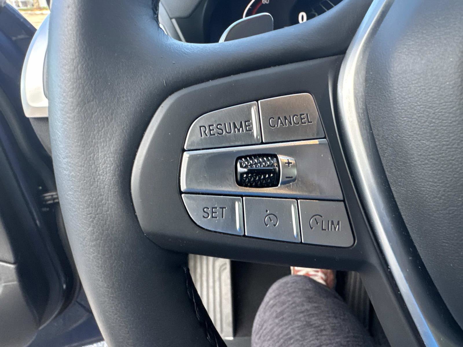 Certified 2025 BMW X4 xDrive30i image 28