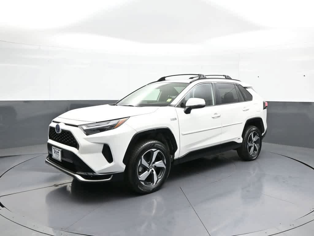Used 2023 Toyota RAV4 SE w/ Weather & Moonroof Package
