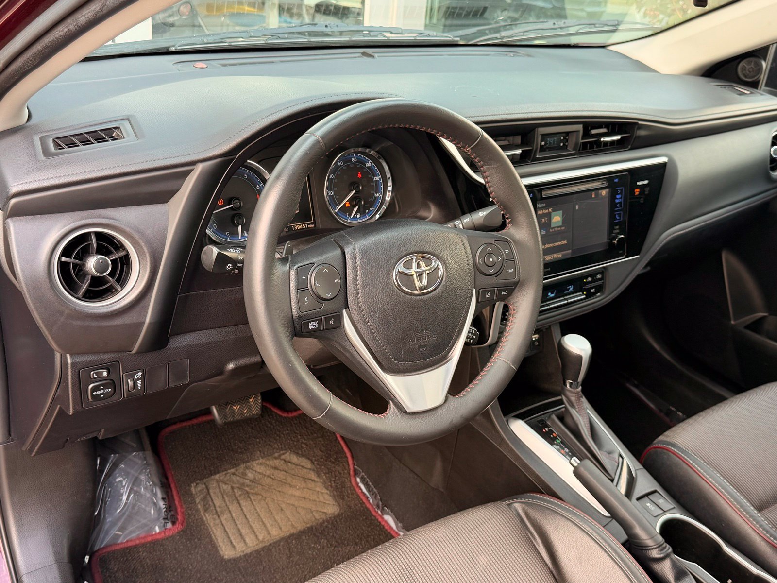 Used 2017 Toyota Corolla SE 50th Anniversary FWD image 16