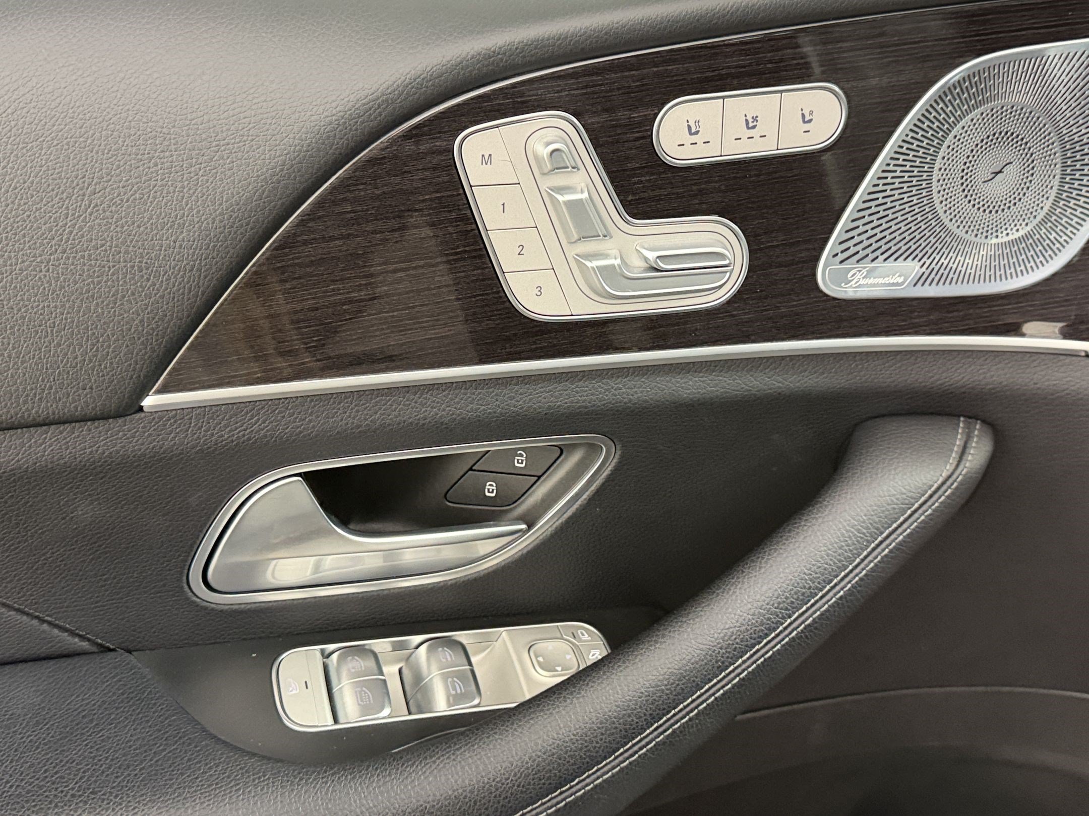 Used 2020 Mercedes-Benz GLS 580 4MATIC image 27