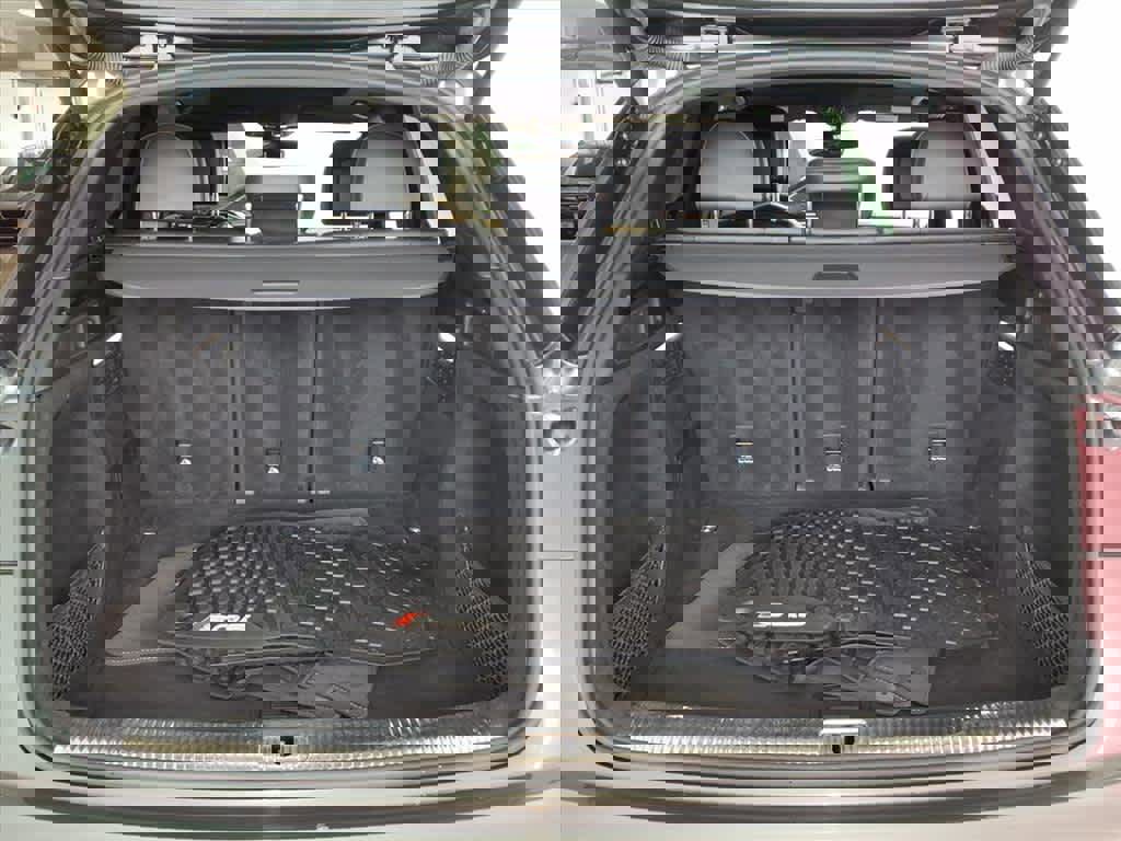 Used 2021 Audi SQ5 Premium Plus w/ Premium Plus Package image 19