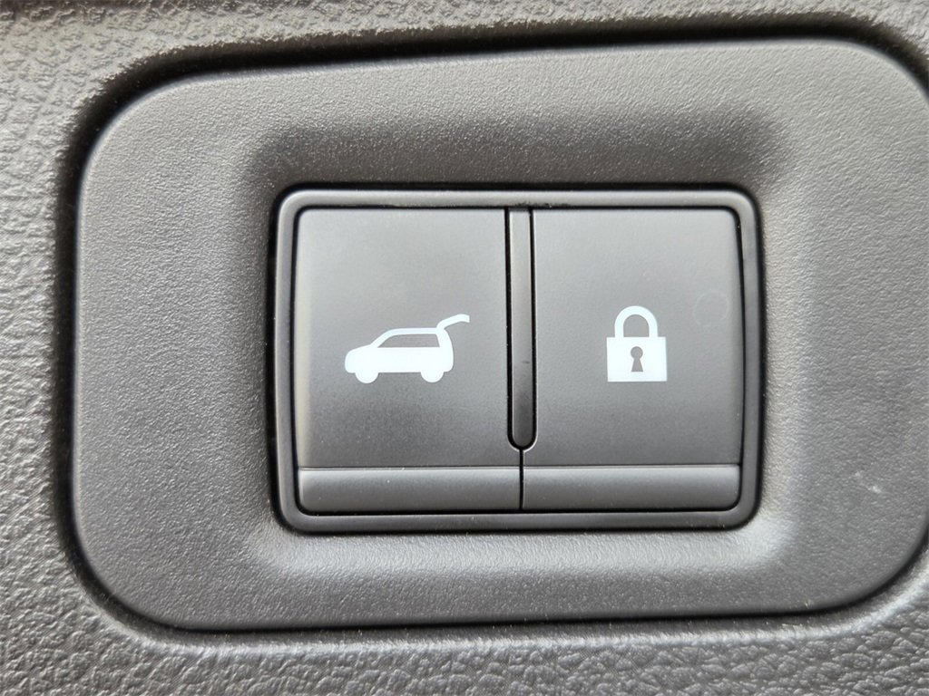 Used 2025 INFINITI QX80 Sensory image 20