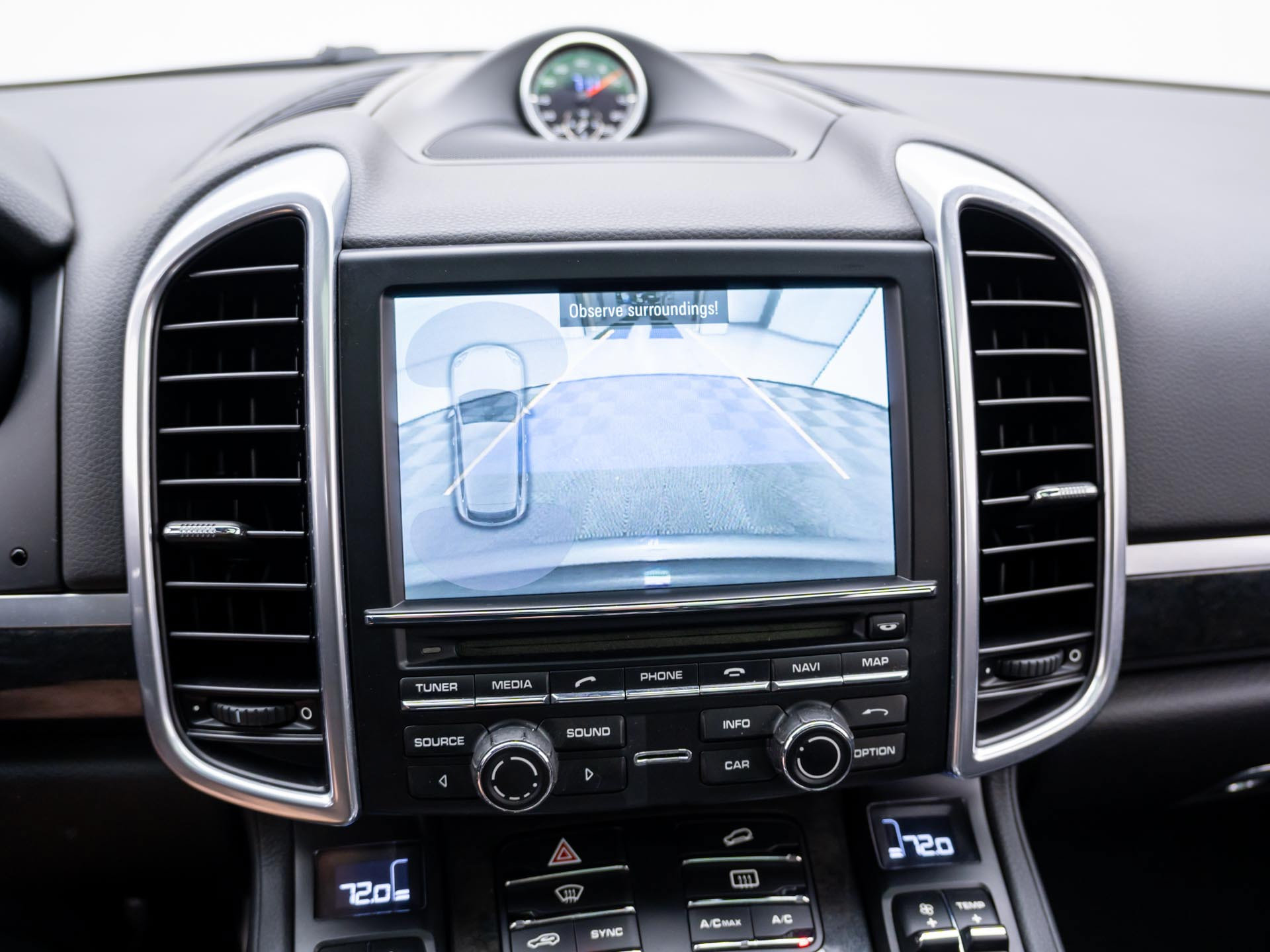 Used 2014 Porsche Cayenne GTS AWD/4WD image 22