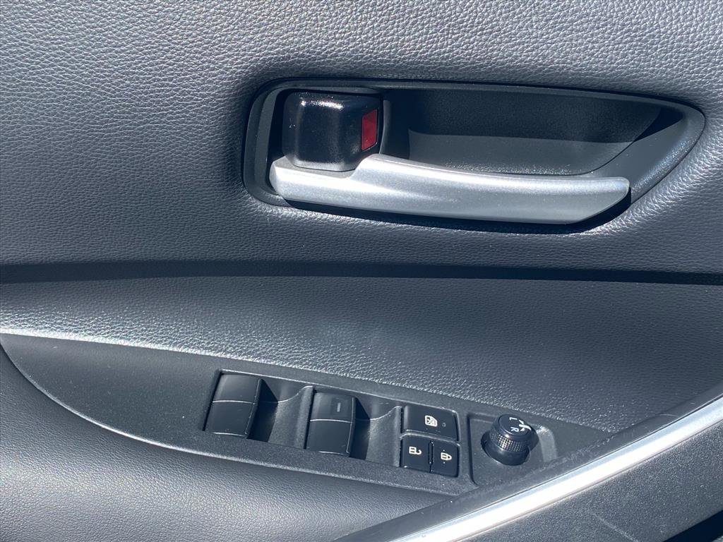 Used 2022 Toyota Corolla SE image 16