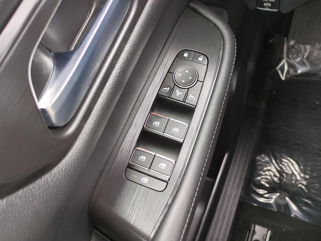 Certified 2025 Nissan Armada Platinum Reserve w/ Convenience Package AWD/4WD image 20