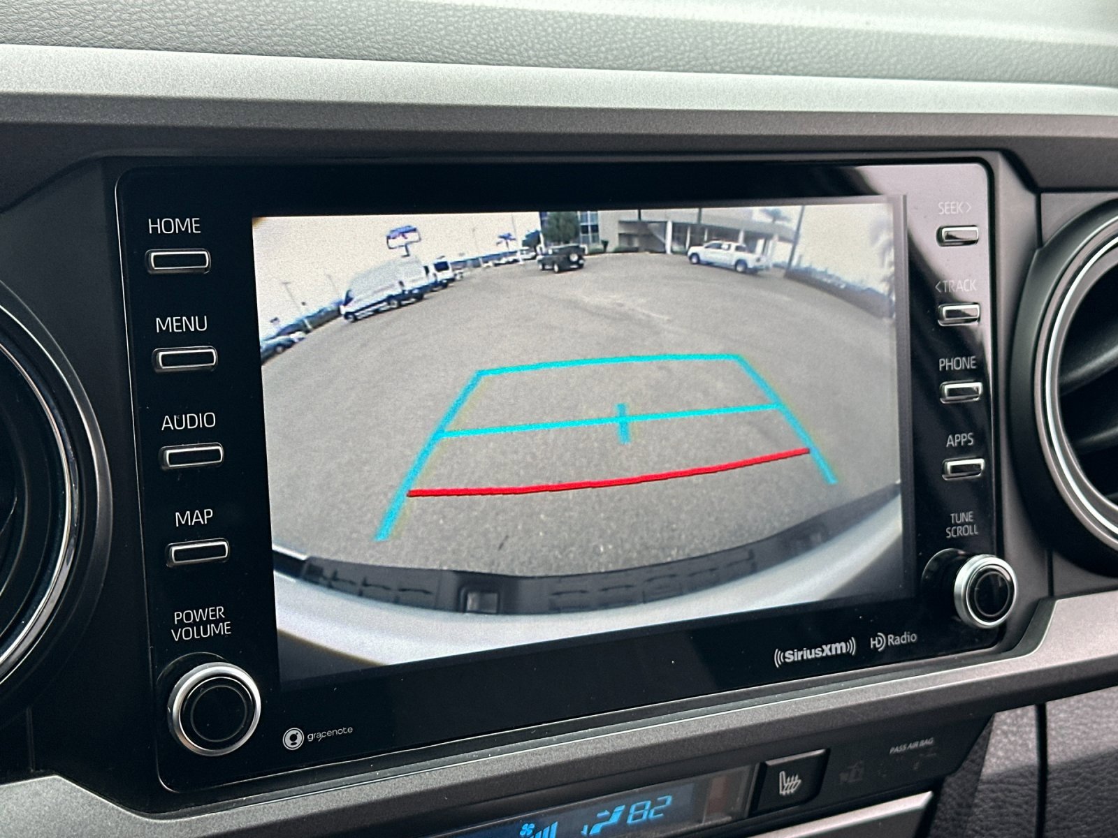 Used 2020 Toyota Tacoma TRD Off-Road image 18