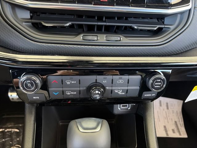 New 2026 Jeep Compass Latitude AWD/4WD image 9