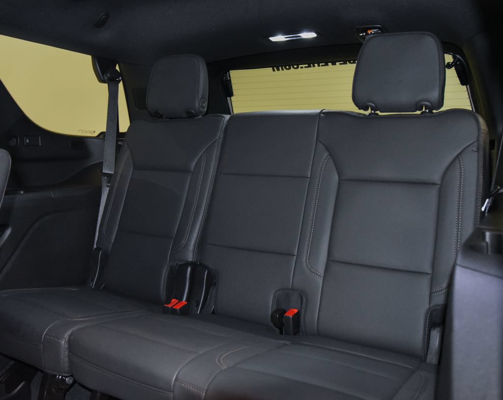 Used 2025 Chevrolet Tahoe High Country w/ Sun And Tow Package AWD/4WD image 10