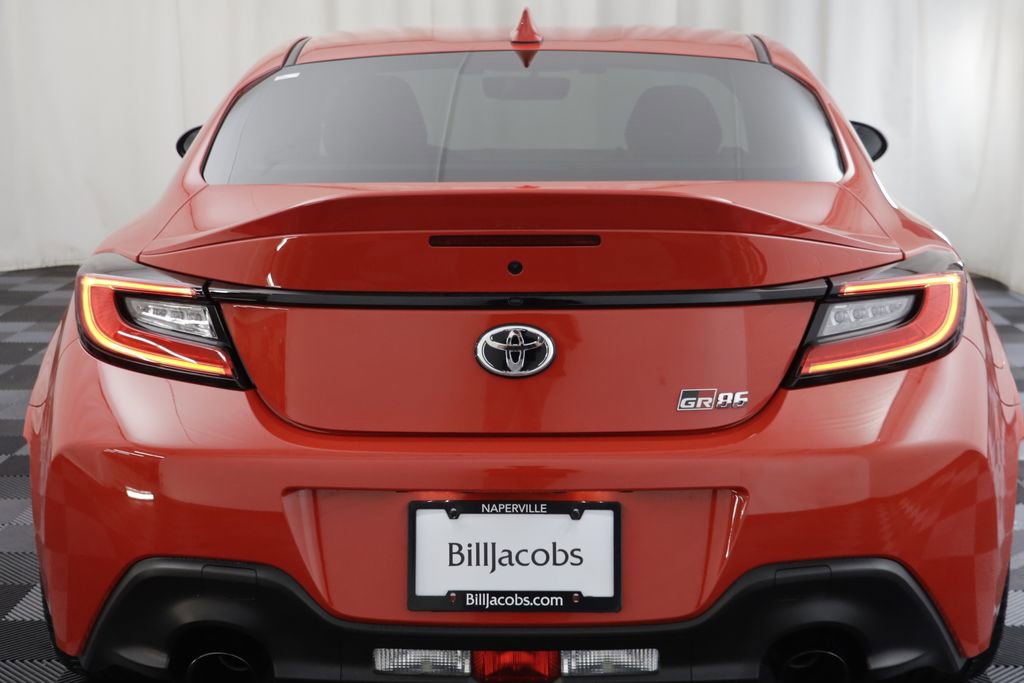 Used 2025 Toyota GR86 Premium w/ Performance Package RWD image 16