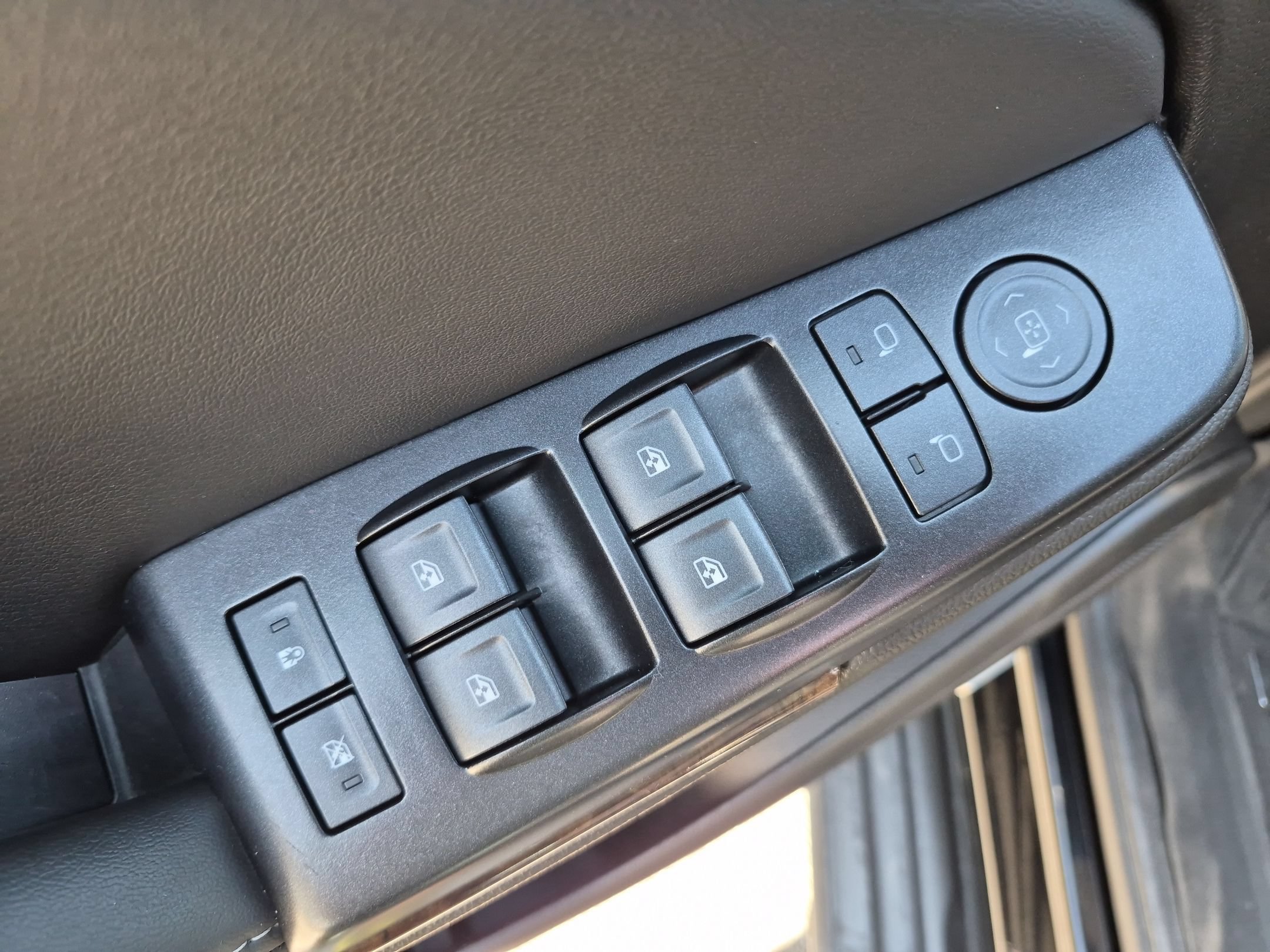 Used 2020 Chevrolet Tahoe LT RWD image 11