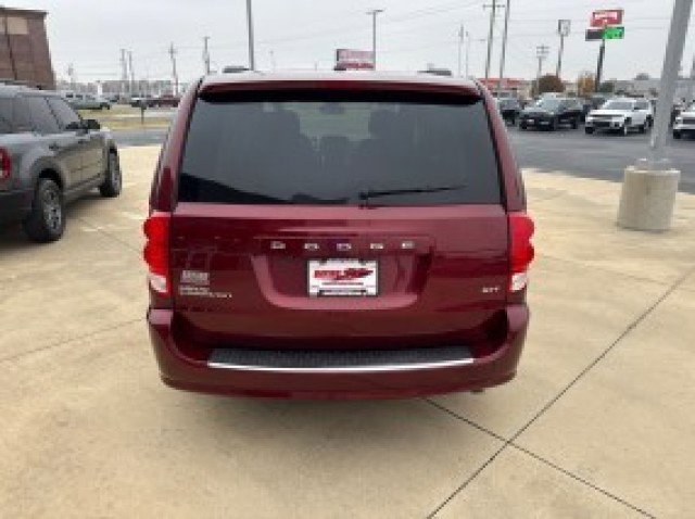 Used 2020 Dodge Grand Caravan SXT FWD image 4