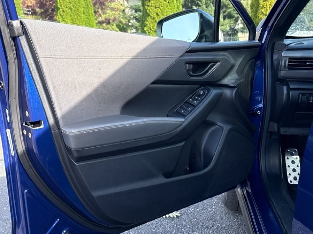 Used 2025 Subaru Crosstrek 2.5i Sport AWD/4WD image 17