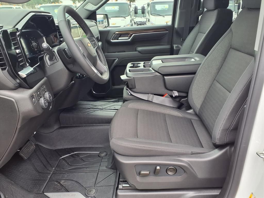 New 2026 Chevrolet Silverado 1500 LT w/ Safety Package image 6