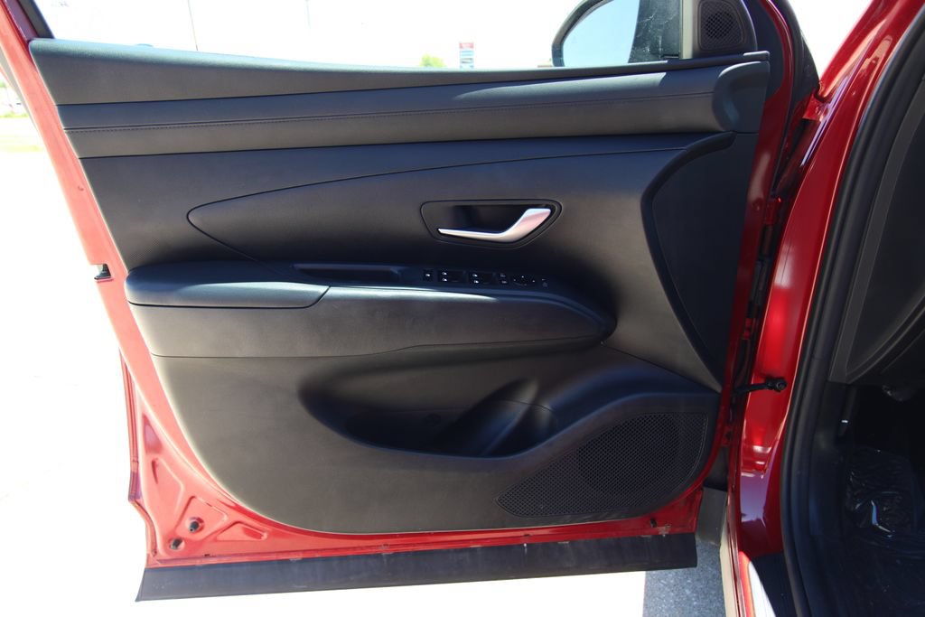 Used 2025 Hyundai Tucson SEL AWD/4WD image 37