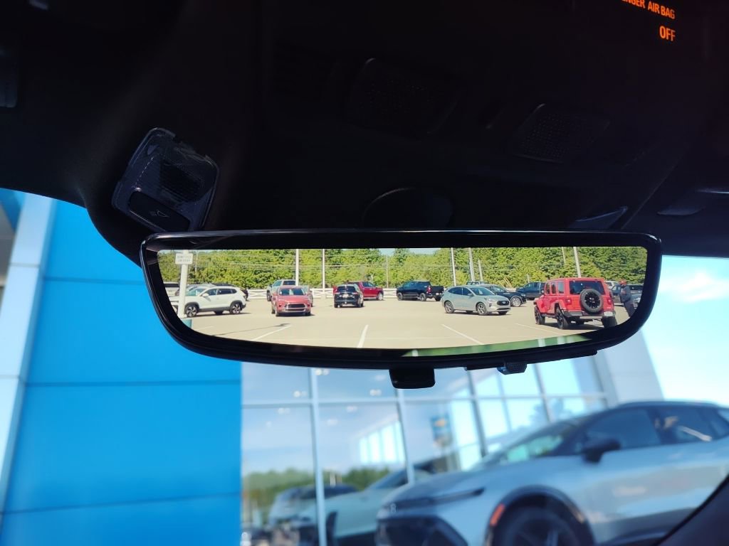 Used 2023 Chevrolet Corvette Stingray Premium Cpe w/ Z51 Performance Package RWD image 19